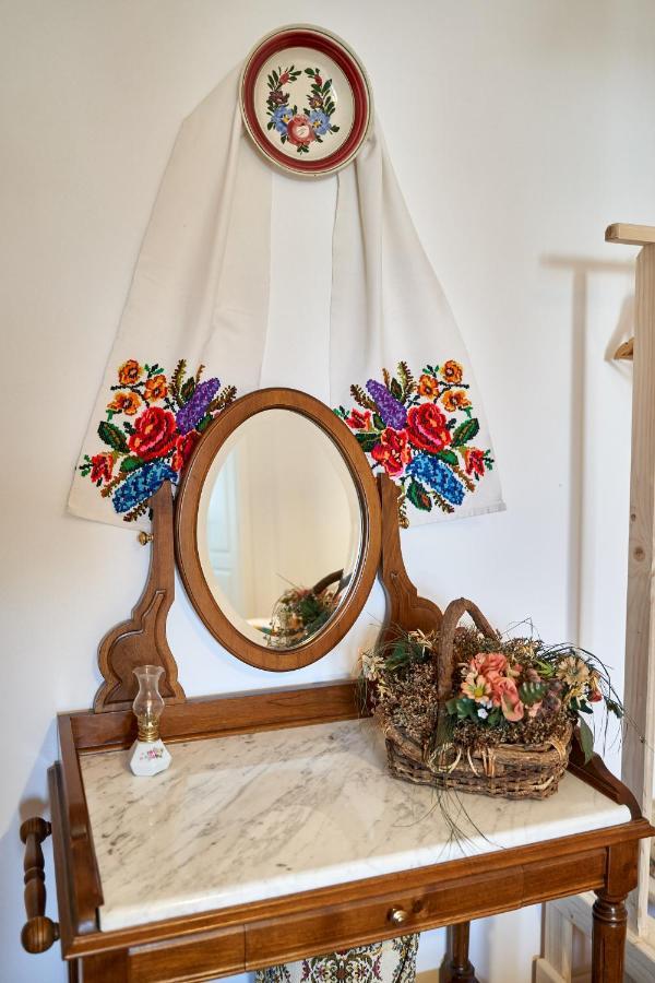 Gradina Lu' Ion "A Home Away From Home" (Adults Only) Vişeu de Sus Exterior foto